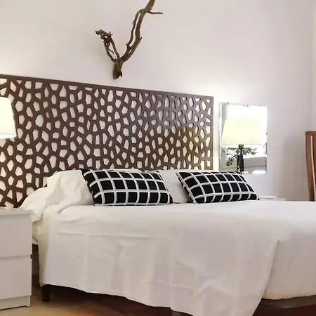 Bizflats Garden House *