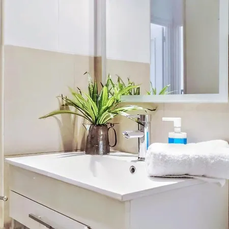 Bizflats Garden House Apartment